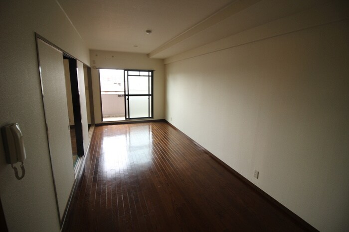 物件内観写真18　(居室)