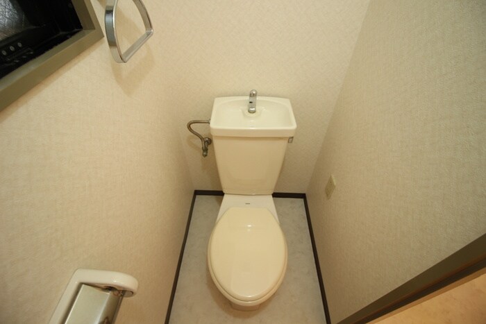 物件内観写真19　(トイレ)