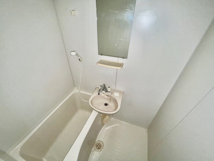 物件内観写真9　(洗面)