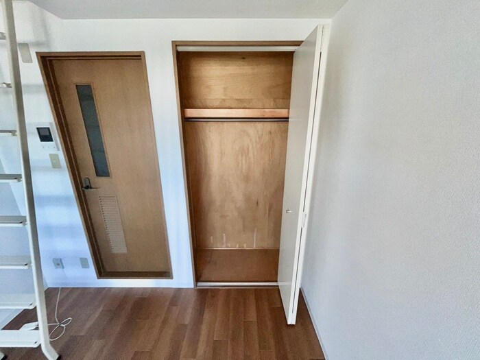 物件内観写真15　(収納)