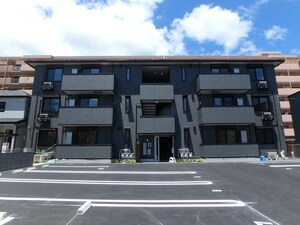 Lucent 本堅田外観写真