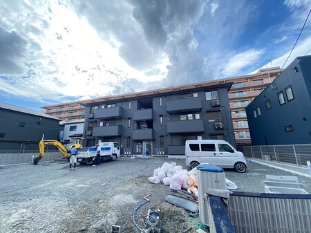 Lucent 本堅田外観写真