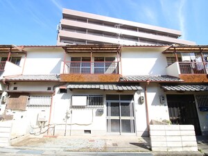 中本貸家外観写真