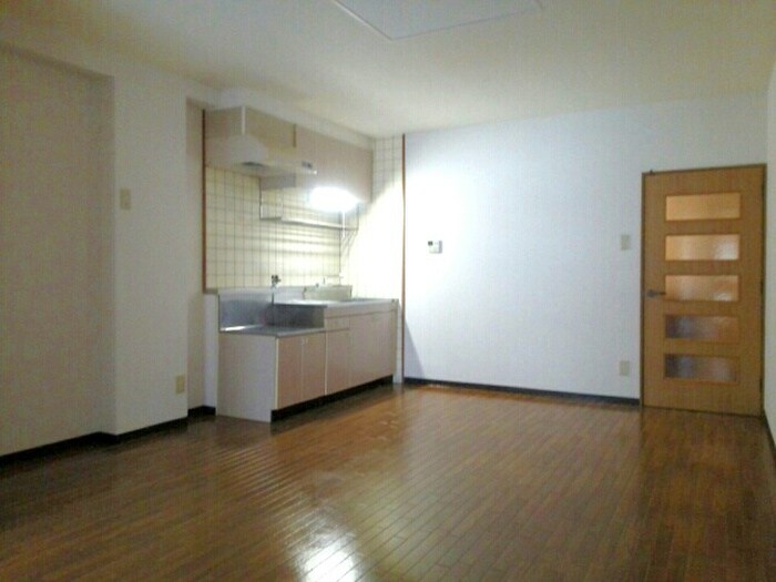 物件内観写真10　(居室)