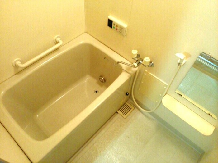 物件内観写真12　(バス／シャワールーム等)