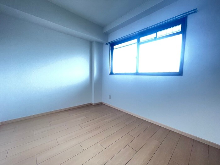 物件内観写真15　(居室)