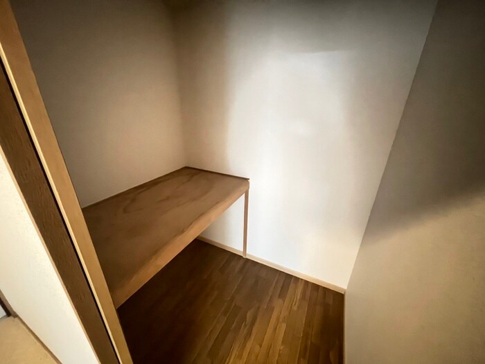 物件内観写真16　(収納)
