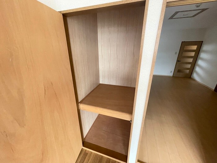 物件内観写真18　(収納)
