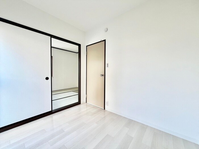 物件内観写真6　(居室)