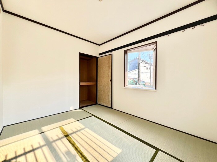 物件内観写真11　(居室)