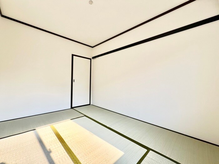 物件内観写真11　(居室)