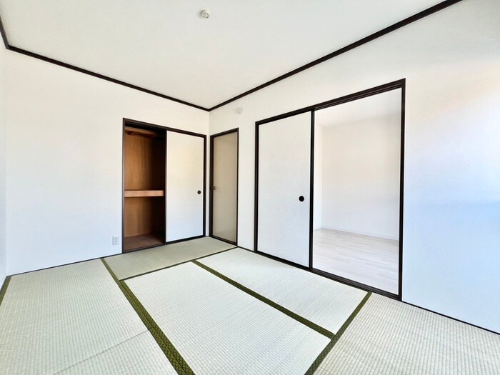 物件内観写真12　(居室)