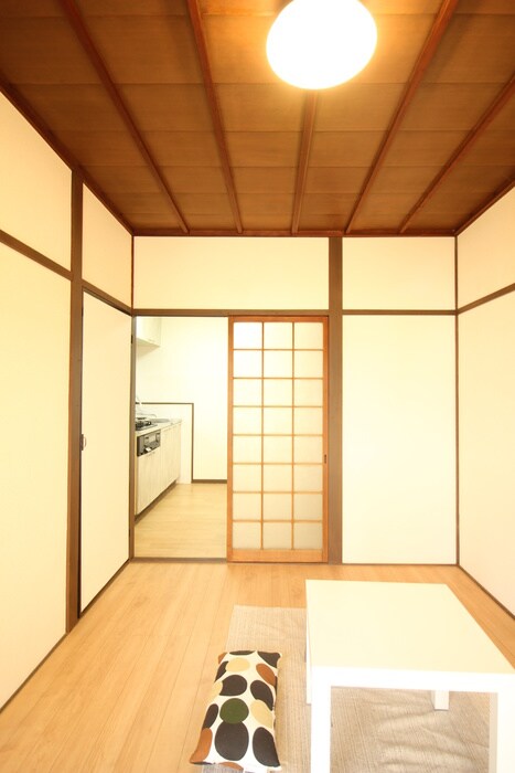 物件内観写真9　(居室)