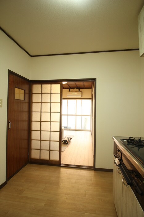 物件内観写真12　(居室)