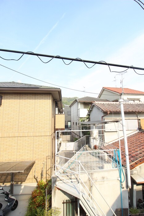 物件内観写真18　(室内からの展望)