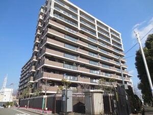 ｽﾃｲﾂ千里津雲台ﾋﾞｭｰｽｸｴｱ（203）外観写真