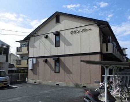 グランバトー外観写真