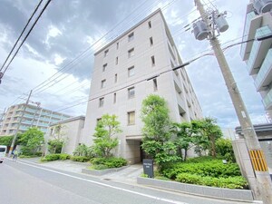 パインフィ－ルド洛西外観写真