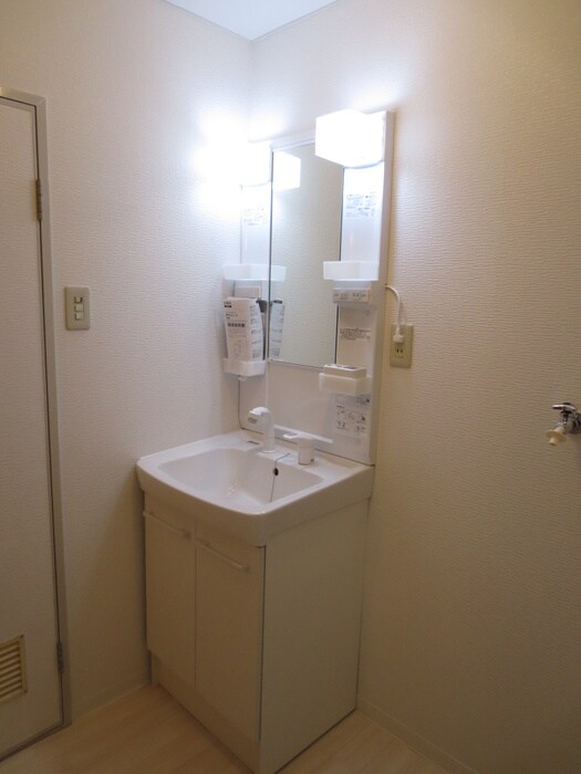 物件内観写真10　(洗面)