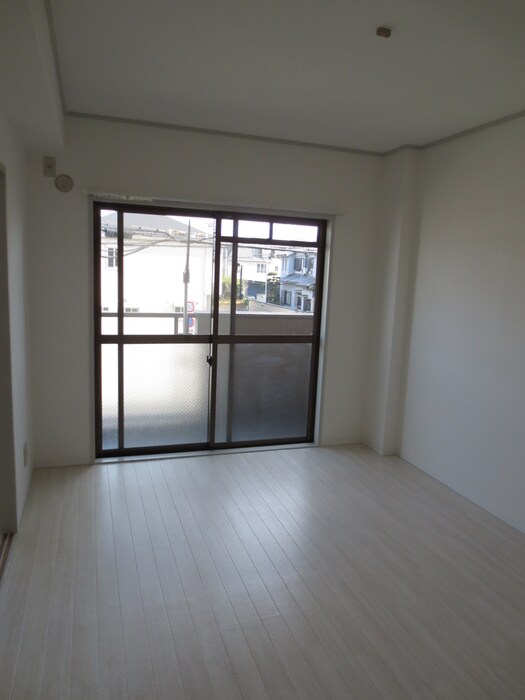 物件内観写真16　(居室)