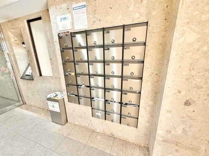 物件外観写真4　(建物設備)