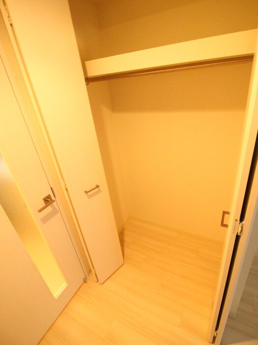 物件内観写真15　(収納)