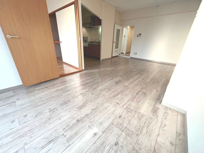 物件内観写真22　(居室)