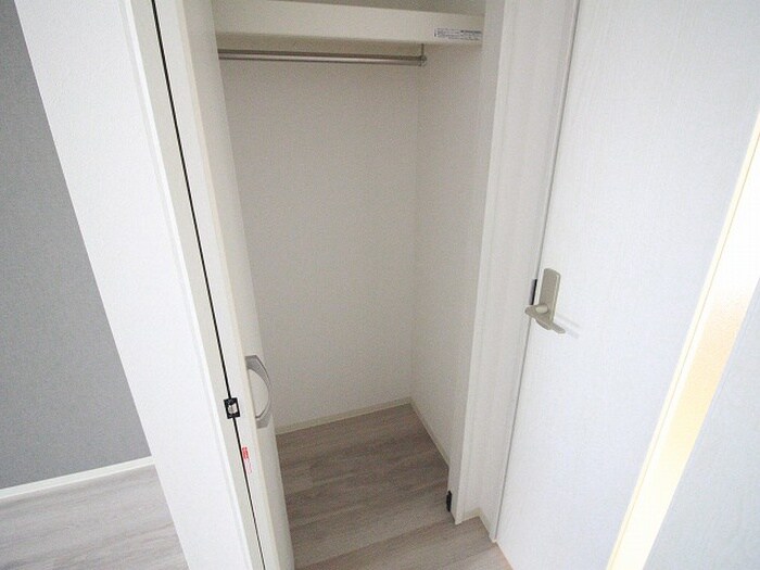 物件内観写真11　(収納)