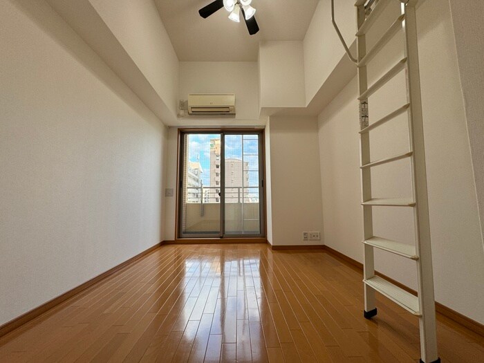 物件内観写真9　(居室)