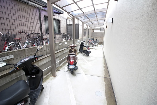駐輪場