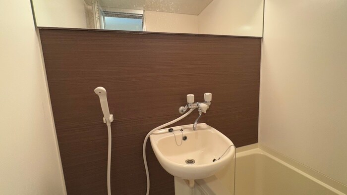 物件内観写真12　(洗面)