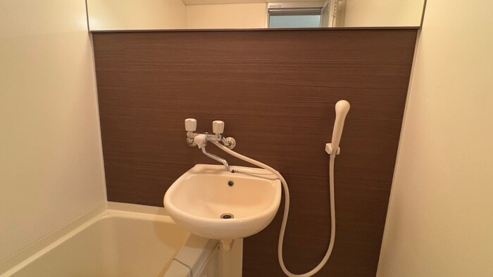 物件内観写真12　(洗面)