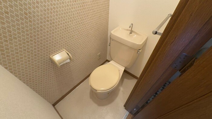 物件内観写真13　(トイレ)