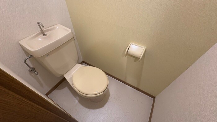 物件内観写真13　(トイレ)