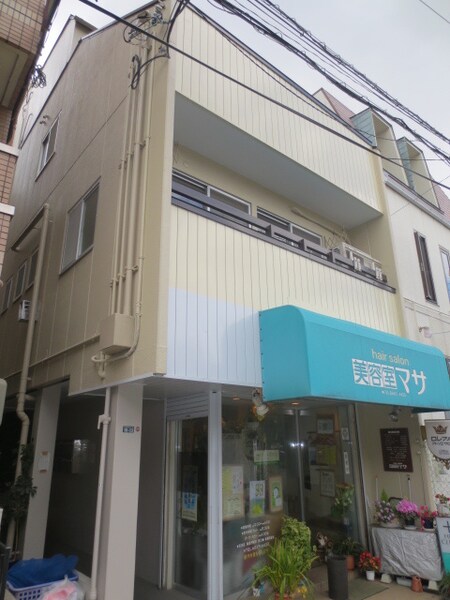 ラミ－ゴ中桜塚外観写真