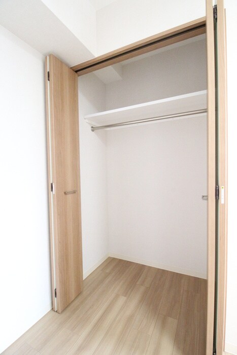 物件内観写真12　(収納)