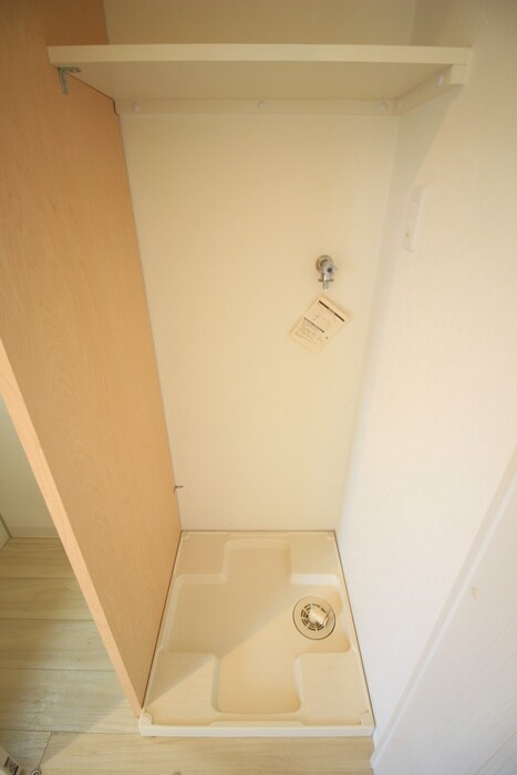 物件内観写真21　(洗濯機置場)