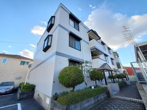 高井マンション外観写真