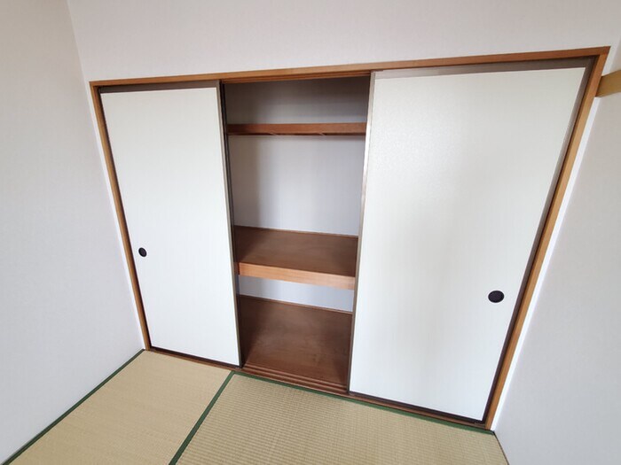 物件内観写真13　(収納)