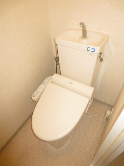 物件内観写真16　(トイレ)