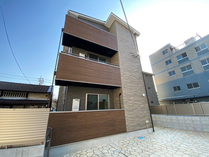 物件外観写真2　(外観写真)