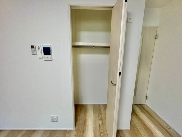 物件内観写真12　(収納)