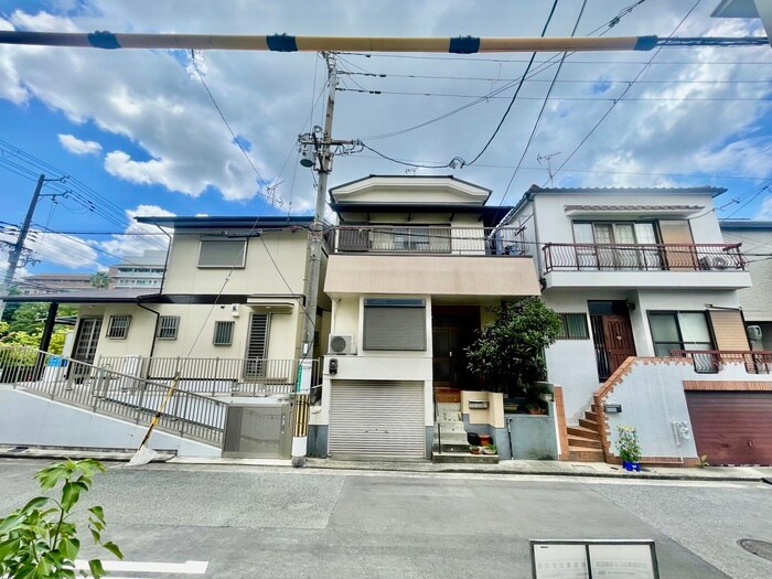 物件内観写真16　(室内からの展望)