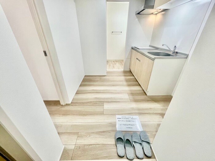 物件内観写真18　(廊下)