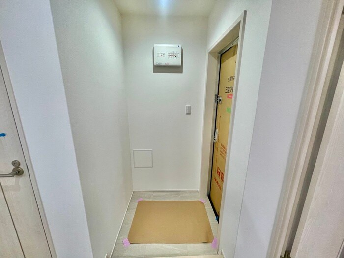 物件内観写真20　(玄関)