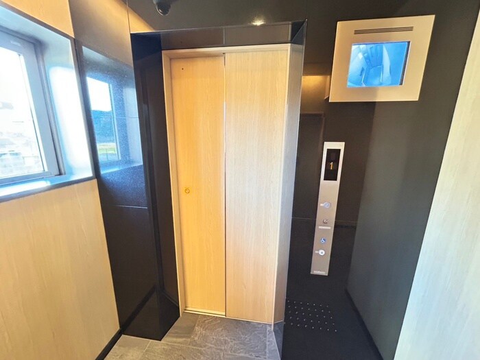 物件外観写真5　(建物設備)