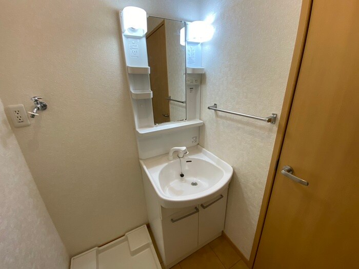 物件内観写真10　(洗面)