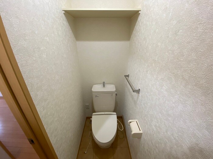 物件内観写真12　(トイレ)