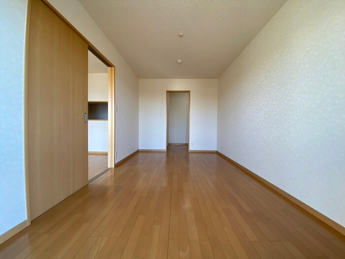 物件内観写真13　(居室)