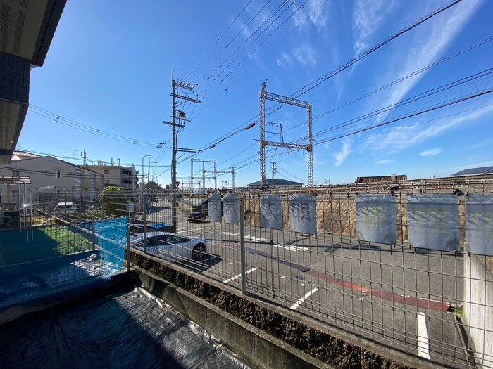 物件内観写真16　(室内からの展望)